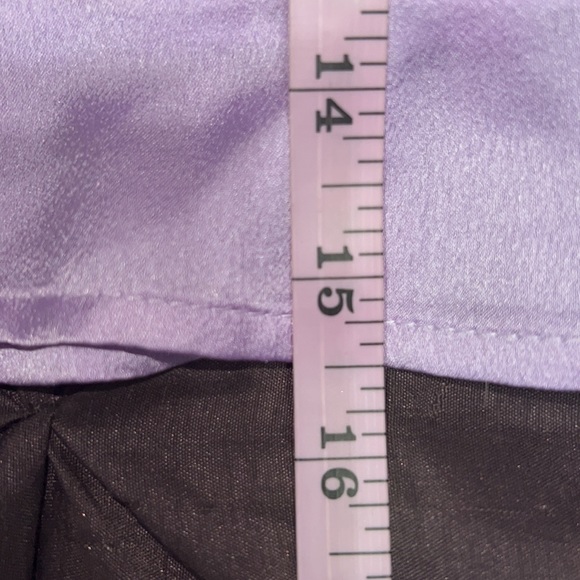 Purple Mini-Skirt. Very Pretty! - Picture 4 of 7